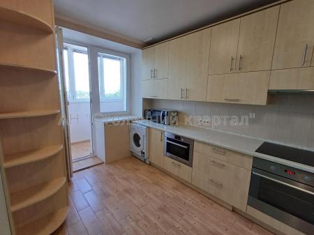 Продам 3-комнатную квартиру