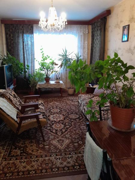 Продам 3-кімнатну квартиру