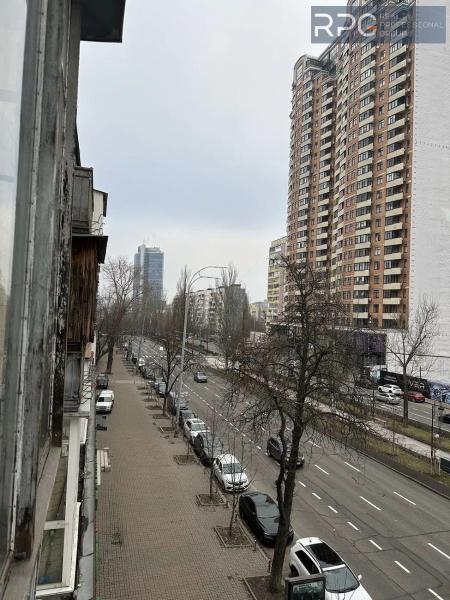 Продам 2-кімнатну квартиру