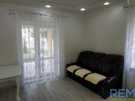 Продам 2-поверховий будинок