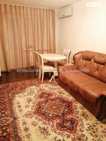 Продам 3-комнатную квартиру