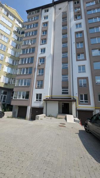 Продам 4-кімнатну квартиру в новобудові, ЖК&nbsp;вул.&nbsp;Горбачевського,&nbsp;40б