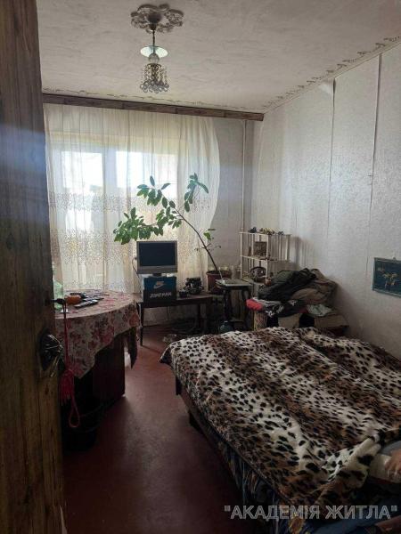 Продам 3-комнатную квартиру