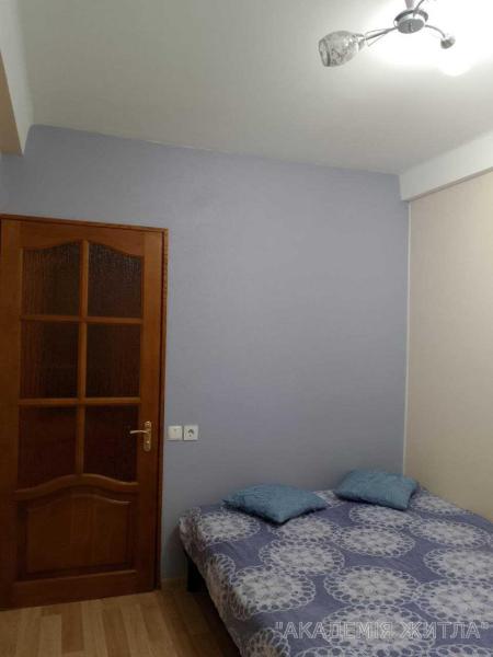 Продам 2-комнатную квартиру