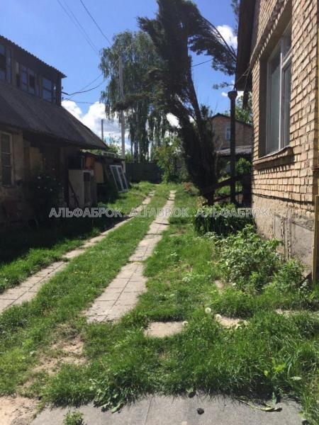 Продам 2-поверховий будинок