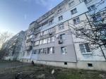 Продам 4-кімнатну квартиру, 77.50 м², частковий ремонт