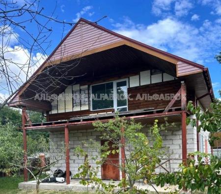 Продам 2-этажный дом