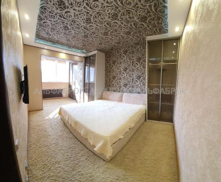 Продам 3-комнатную квартиру