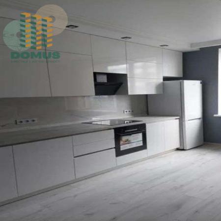 Продам 2-кімнатну квартиру, ЖК «Михайлівське містечко»
