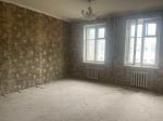 Продам 3-кімнатну квартиру, 84 м², без ремонту