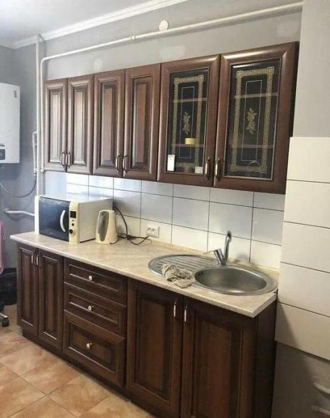 Продам 4-кімнатну квартиру