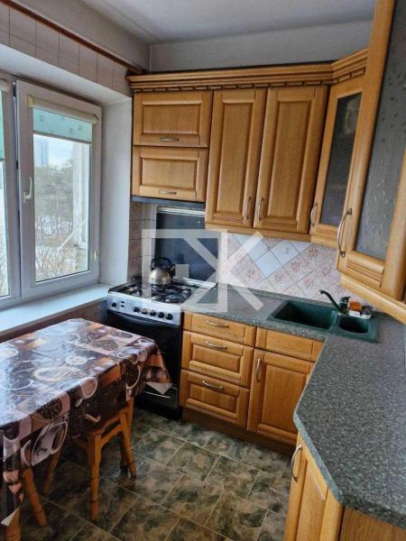 Продам 2-комнатную квартиру