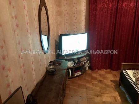 Продам 3-комнатную квартиру