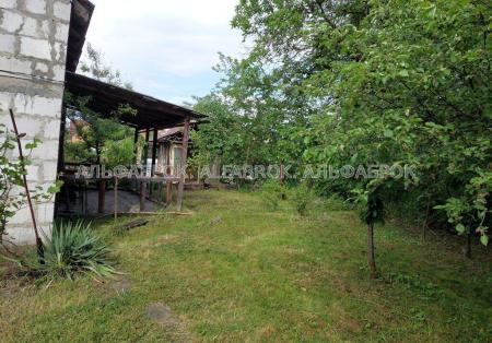 Продам 2-поверховий будинок