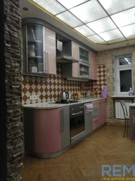 Продам 2-кімнатну квартиру