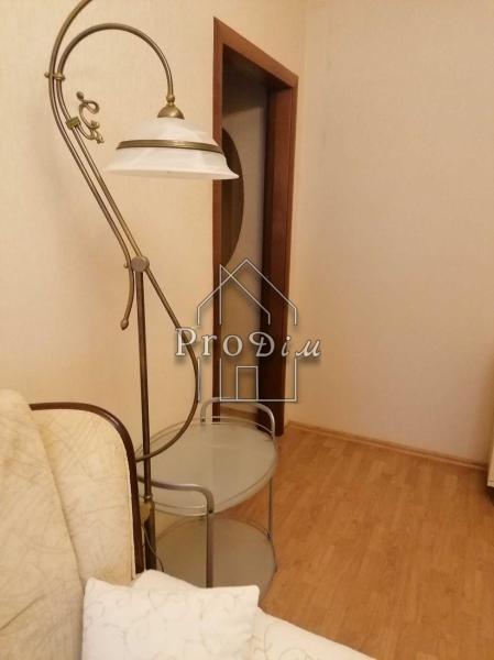 Продам 2-кімнатну квартиру