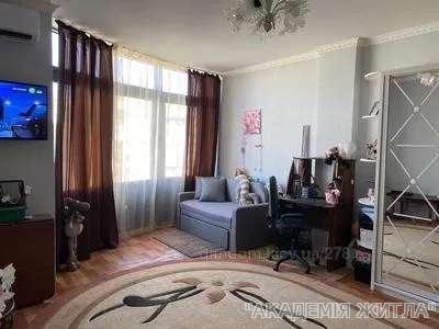 Продам 3-комнатную квартиру