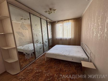 Продам 3-комнатную квартиру в новостройке, ЖК «Лико-Град 4»