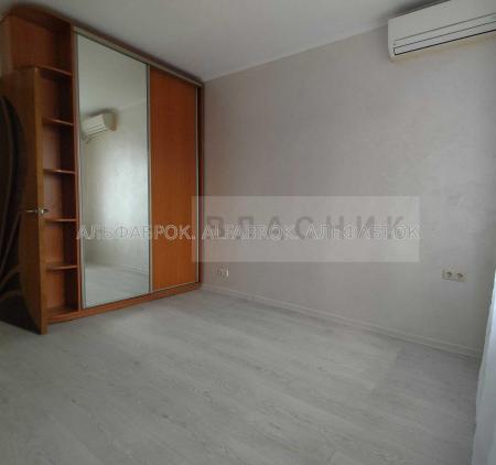Продам 2-комнатную квартиру