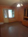 Продам 3-кімнатну квартиру, 75.80 м², радянський ремонт