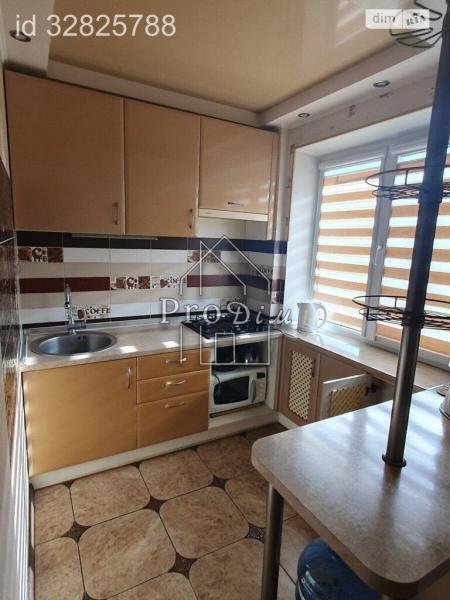 Продам 3-кімнатну квартиру