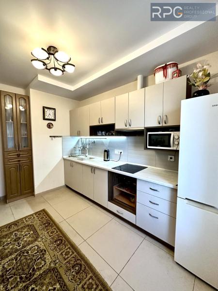 Продам 2-кімнатну квартиру, ЖК Славутич