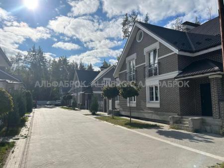 Продам 2-поверховий будинок
