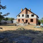 Продам 2-этажный дом, 200 м², без внутренних работ