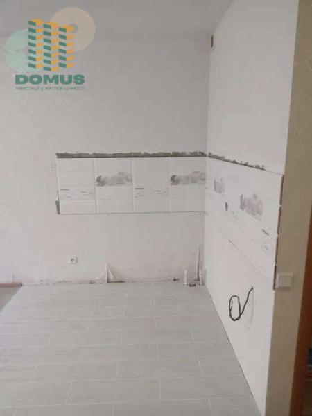 Продам 1-кімнатну квартиру, ЖК «Золоті Стовпи»