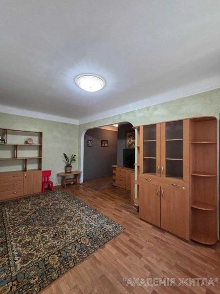 Продам 2-комнатную квартиру