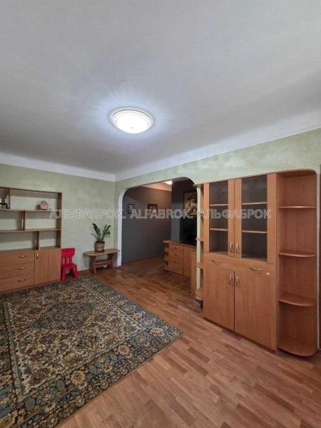 Продам 2-кімнатну квартиру