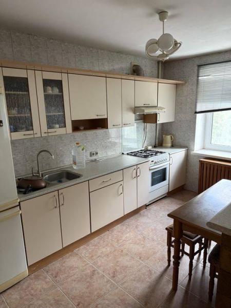 Продам 3-кімнатну квартиру