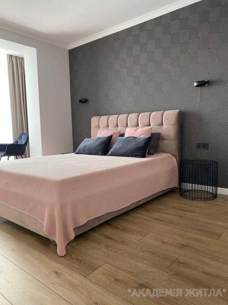 Продам 3-комнатную квартиру