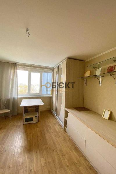 Продам 3-кімнатну квартиру