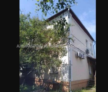 Продам 2-этажный дом