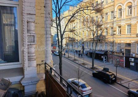 Продам 3-комнатную квартиру