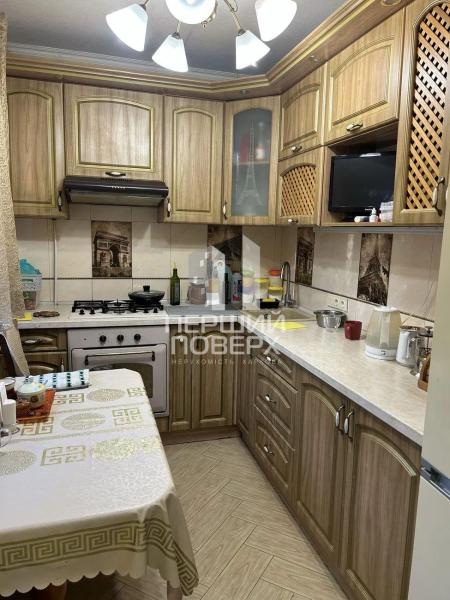 Продам 3-кімнатну квартиру