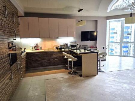 Продам 2-кімнатну квартиру в новобудові, ЖК&nbsp;ул.&nbsp;Родниковая,&nbsp;9а