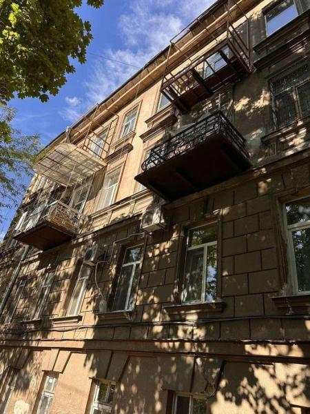 Продам 4-комнатную квартиру