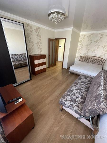 Продам 1-комнатную квартиру