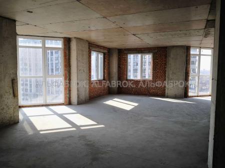 Продам 3-комнатную квартиру