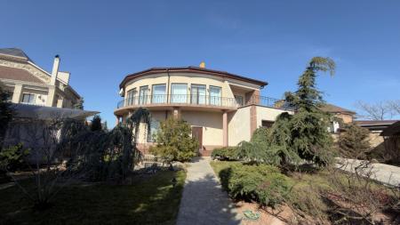 Продам 2-поверховий будинок, КГ&nbsp;«Совиньон-3»