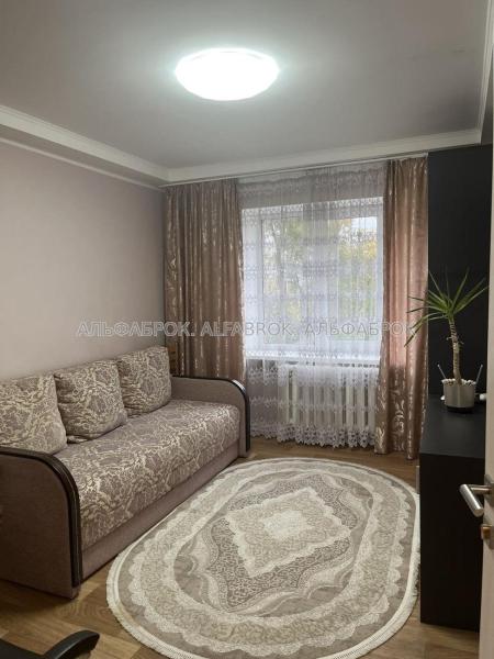 Продам 2-комнатную квартиру