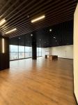 Здам офіс в офісному центрі, 227 м², без ремонту
