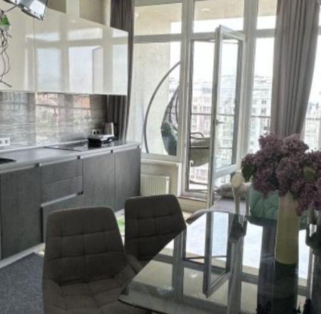 Продам 2-комнатную квартиру в новостройке, ЖК «Тридцать шестая жемчужина»