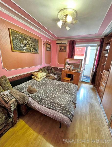 Продам 3-комнатную квартиру