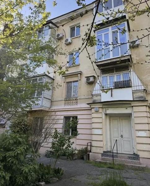 Продам 2-кімнатну квартиру