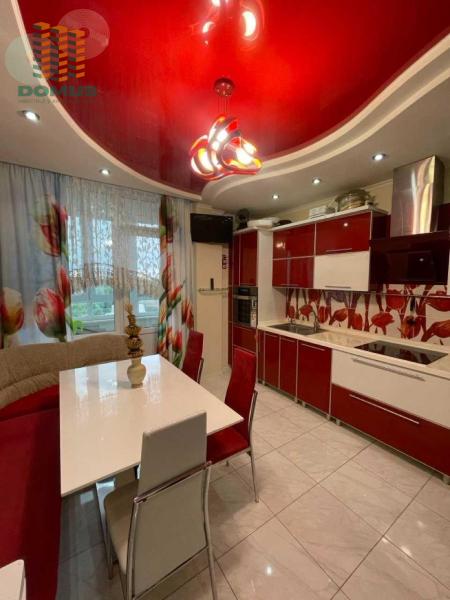 Продам 3-кімнатну квартиру, ЖК «Одеський Двір»