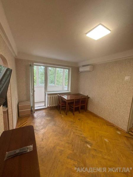 Продам 2-комнатную квартиру