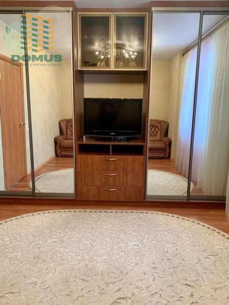 Продам 1-кімнатну квартиру, ЖМ «Сьоме небо»